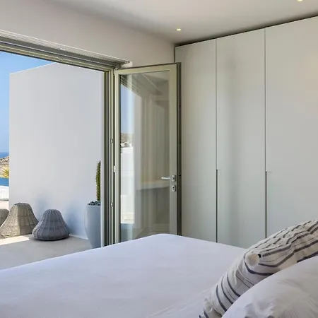 Lilium Ii - Sanctuary Overlooking Psarou Bay * Pszarú